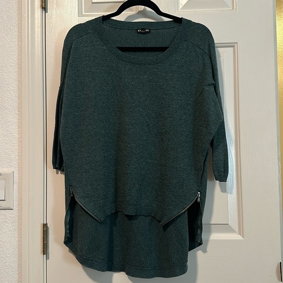 Express half sleeve shirt with zipper sides - Picture 1 of 5